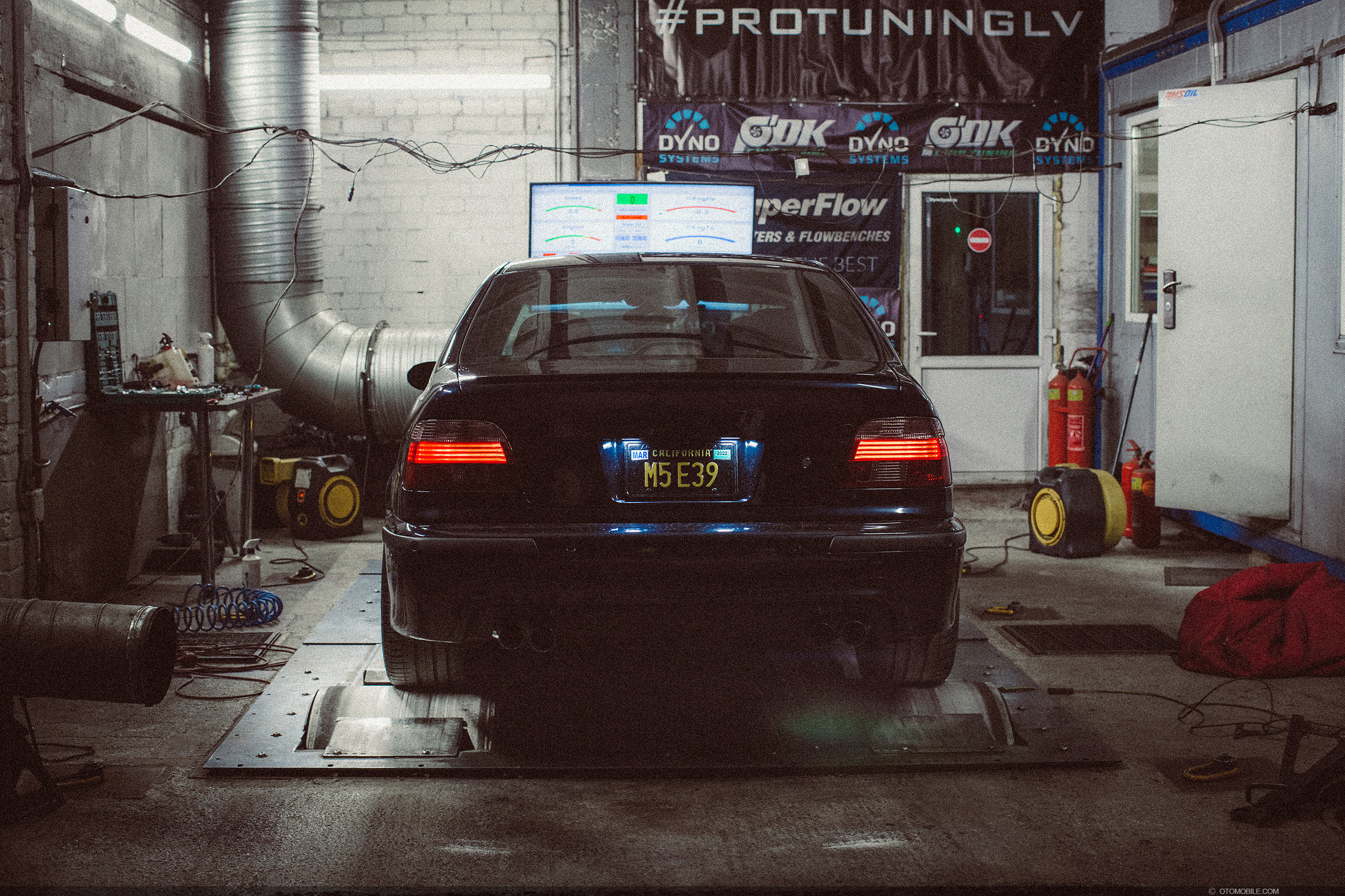 BMW M5 E39 dyno test before ESS Supercharger install at Dyno Systems, Riga Latvia on a Superflow Dyno. 