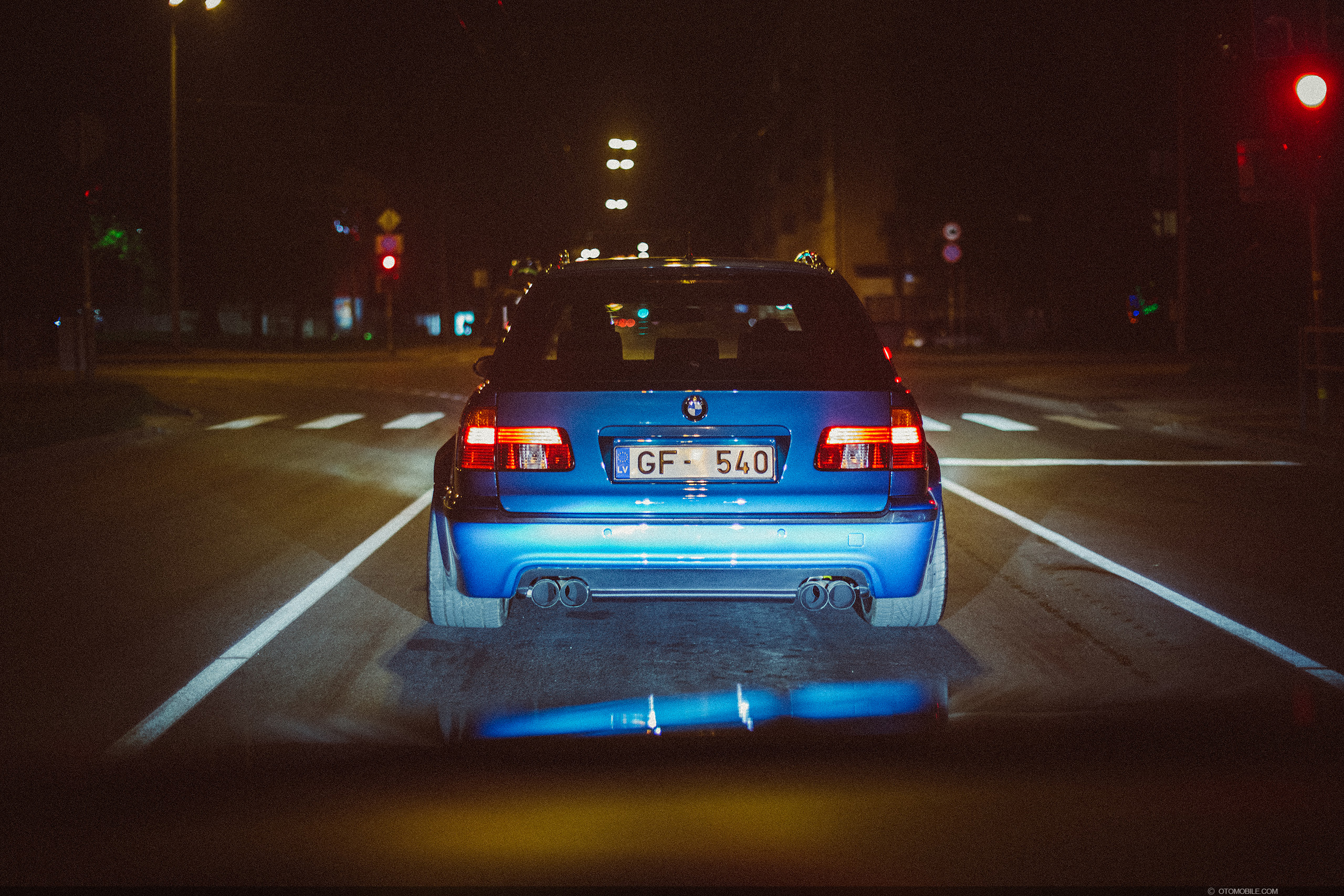 BMW M5 E39 Touring Wide-Body ESS Supercharged "BMW Individual Program" 1 of 7 Atlantis Metallic with 1 of 1 Titanic Blau interior. 